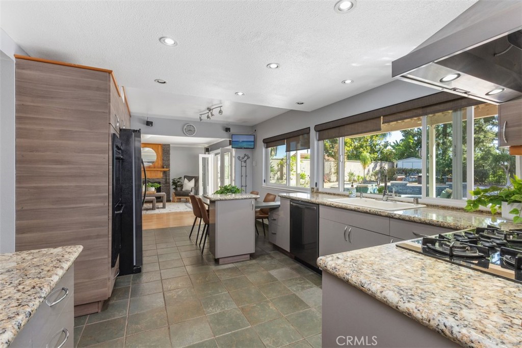 26872 La Sierra Drive