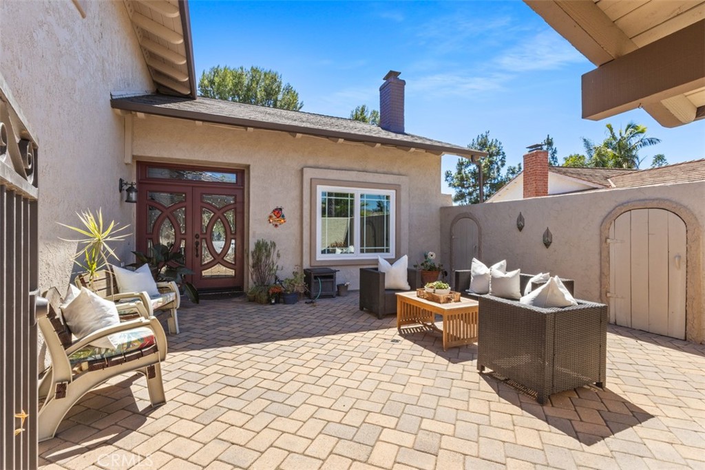 26872 La Sierra Drive