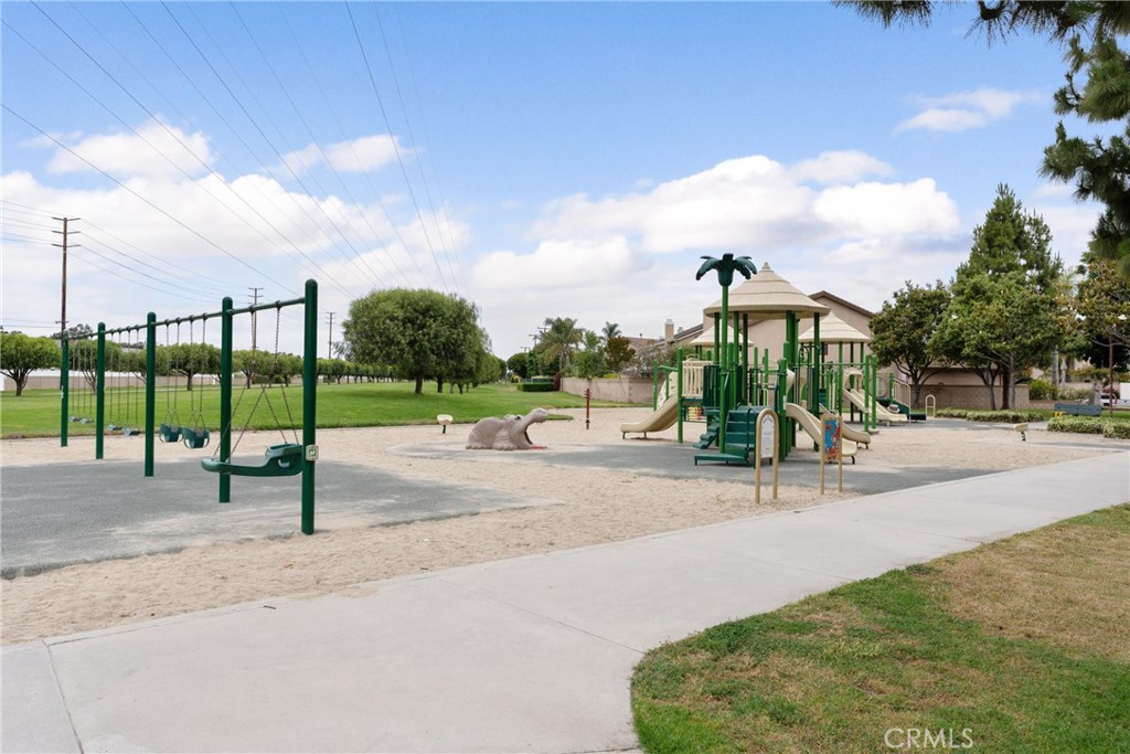 17906 Santa Mariana Street