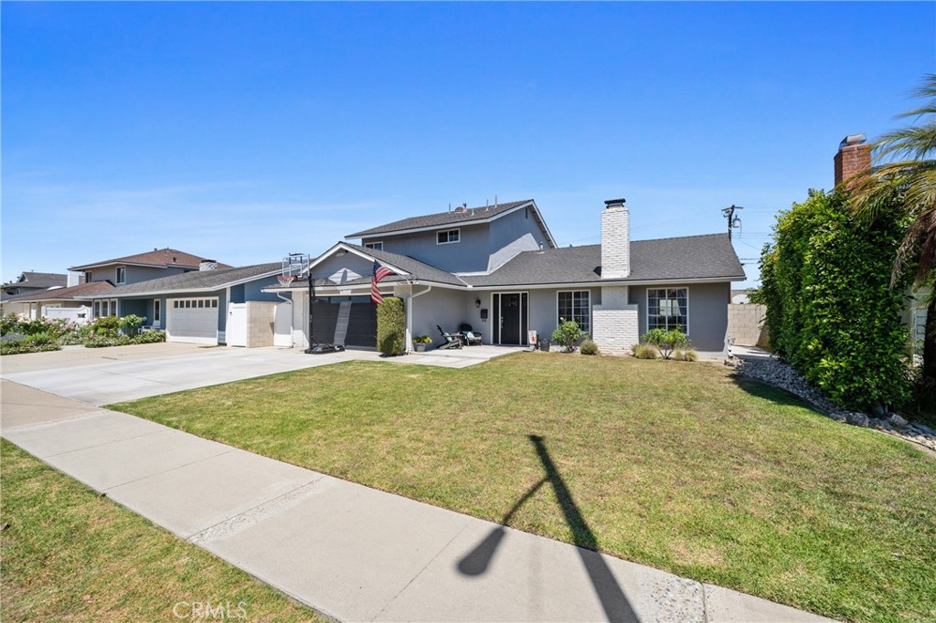 17906 Santa Mariana Street