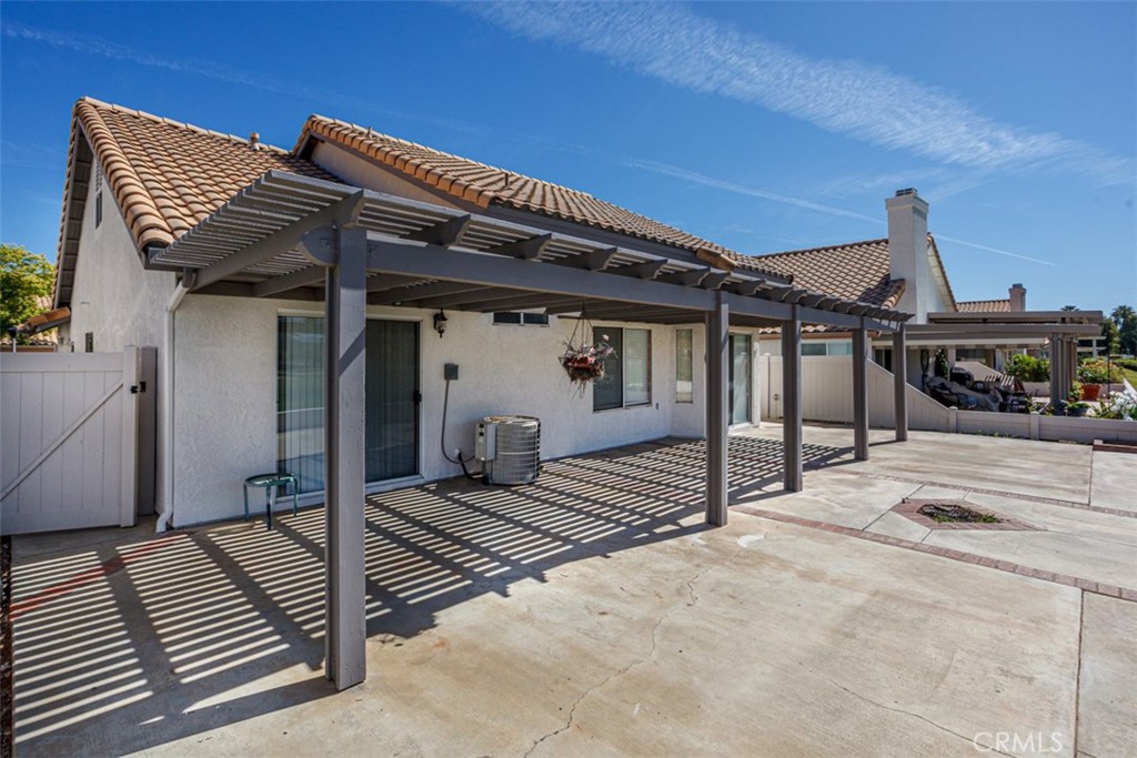 5168 W Pinehurst Drive