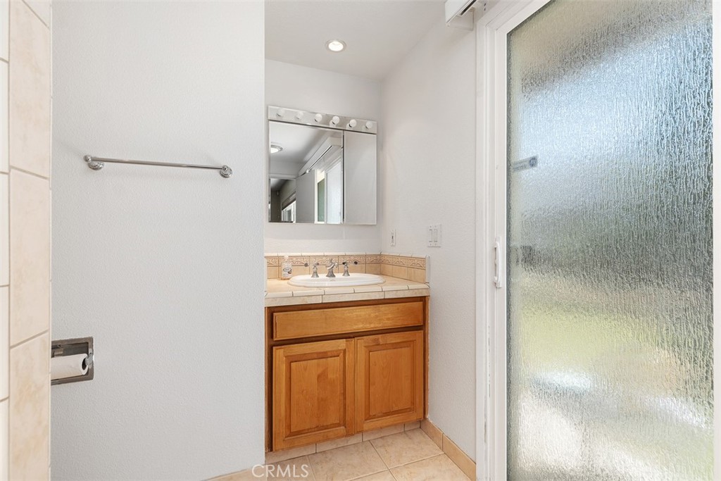 16381 Magellan Lane