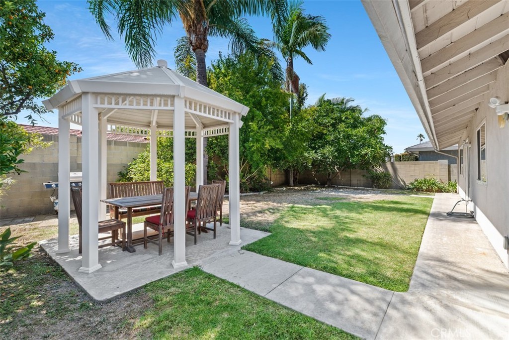 16381 Magellan Lane