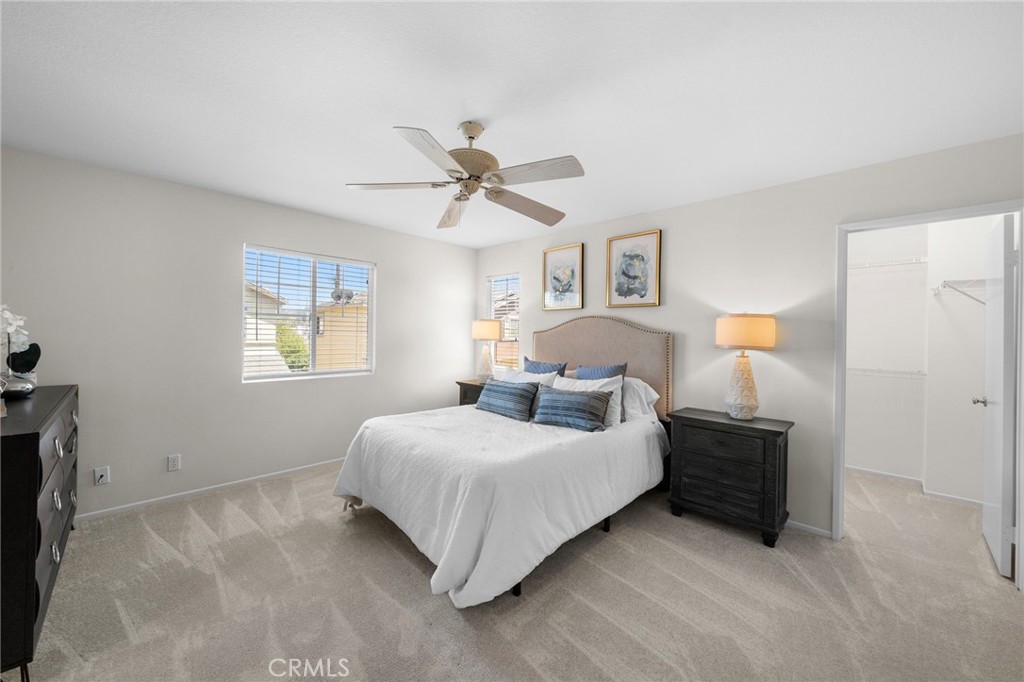 2855 N Santa Fe Place