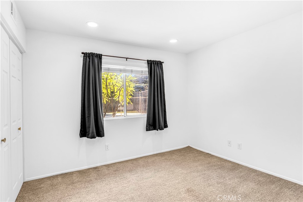 6 Tavella Place