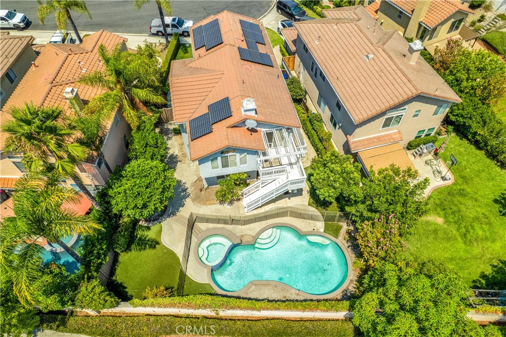 6 Tavella Place