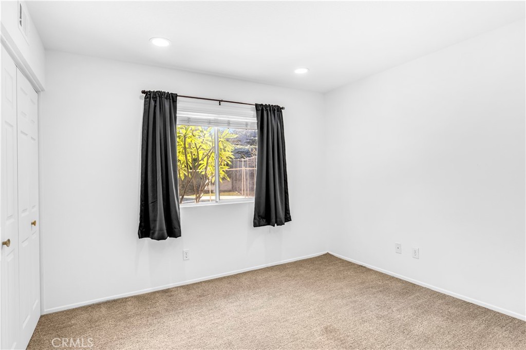6 Tavella Place