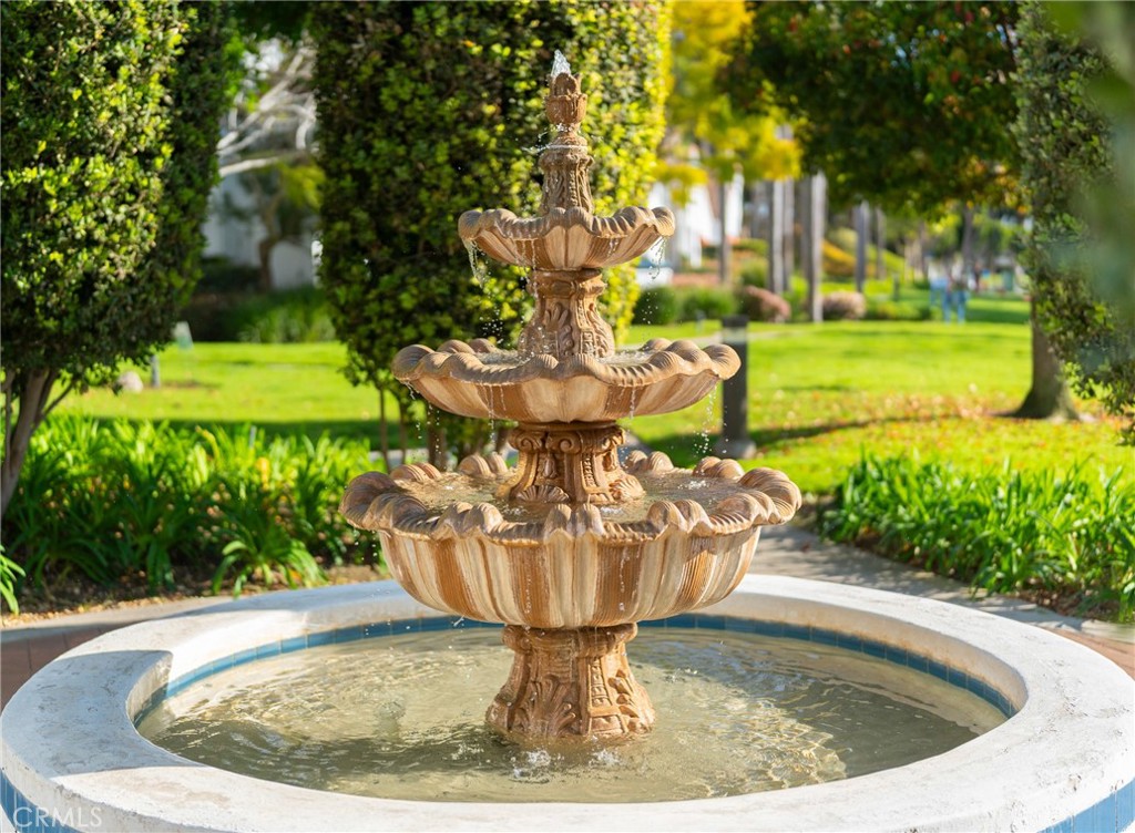 19561 Pompano Ln 104