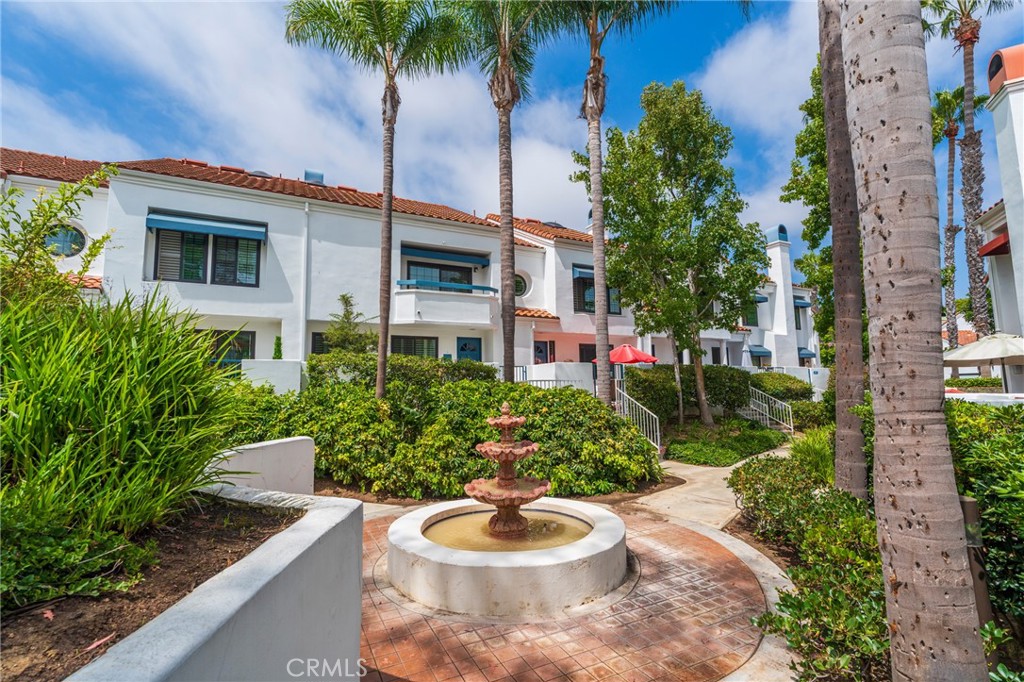 19561 Pompano Ln 104