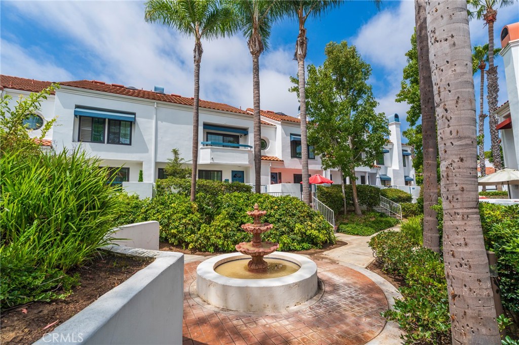 19561 Pompano Ln 104