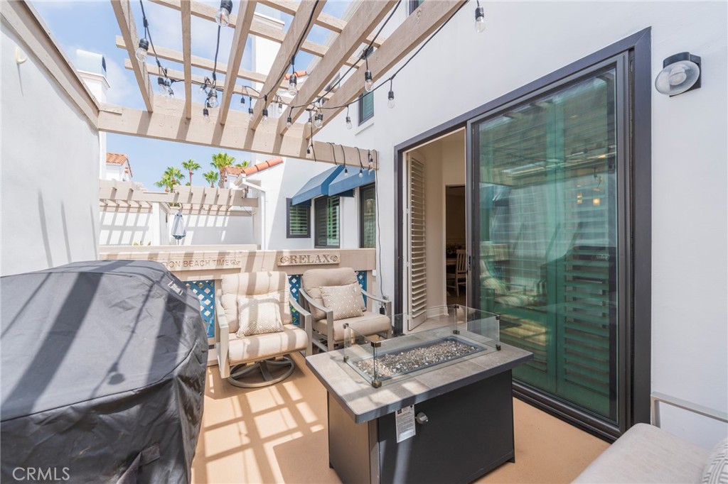 19561 Pompano Ln 104