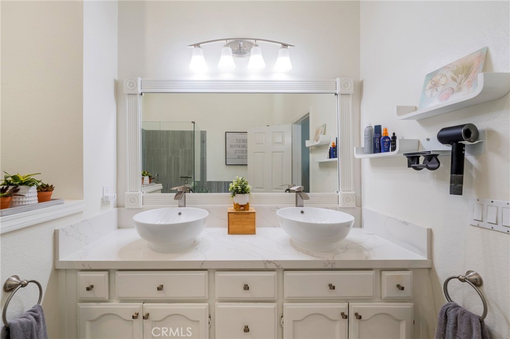 19561 Pompano Ln 104