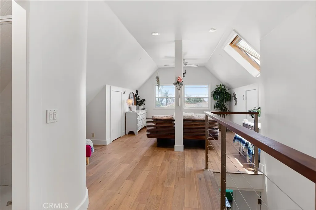 4541 E Broadway