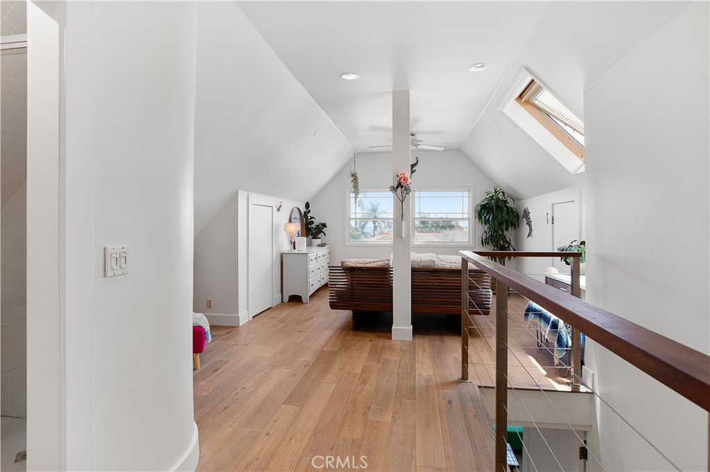 4541 E Broadway