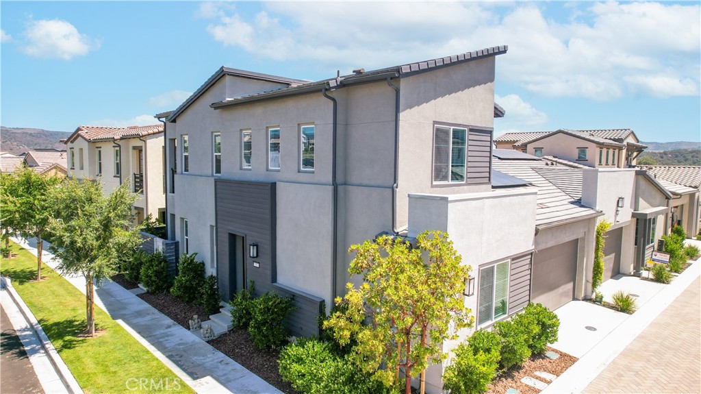 752 Sunrise Road