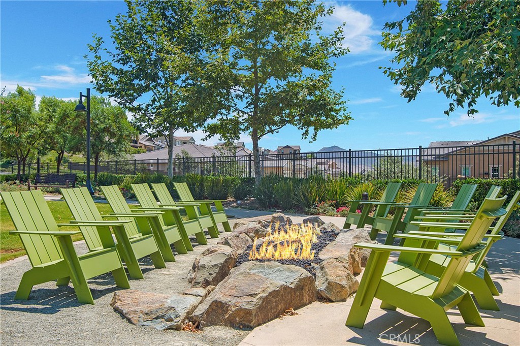 752 Sunrise Road