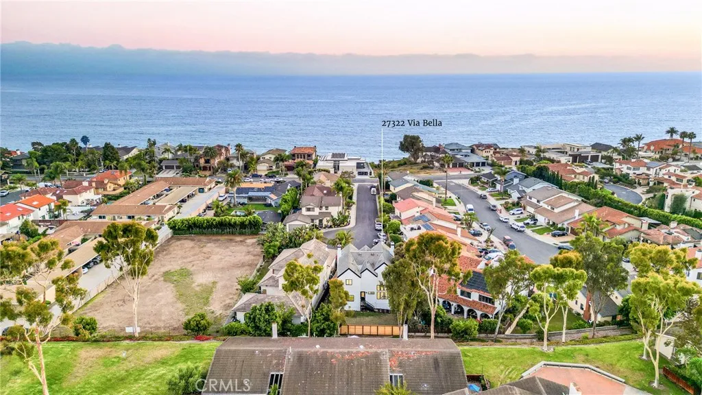 27322 Via Bella