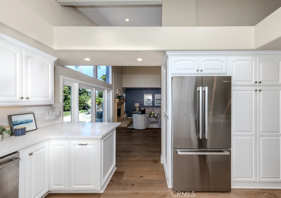 8421 Deepcliff Dr.