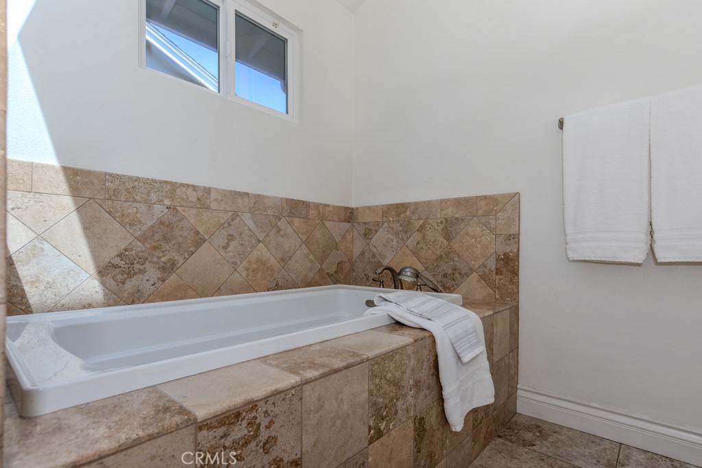 8421 Deepcliff Dr.