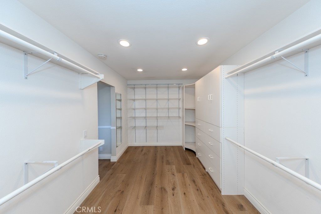 8421 Deepcliff Dr.