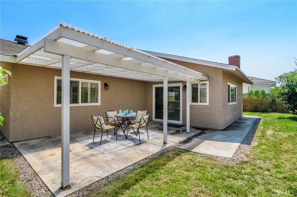 10633 El Picador Circle