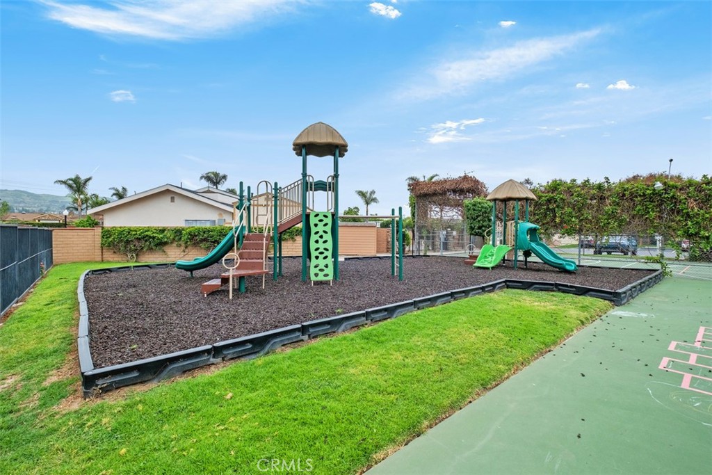 5815 E La Palma Avenue 74