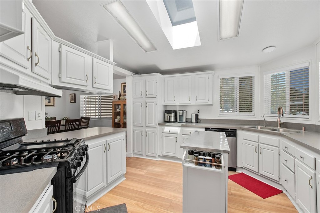 5815 E La Palma Avenue 74