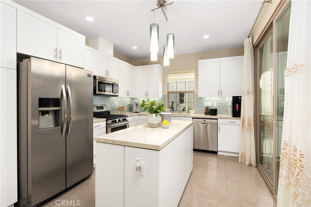 144 Briarberry