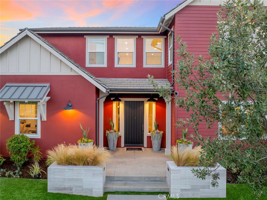 225 Topaz Street