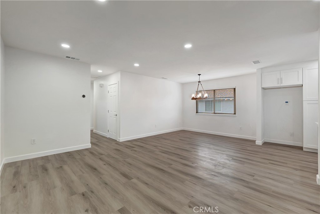 6672 Sun Drive B