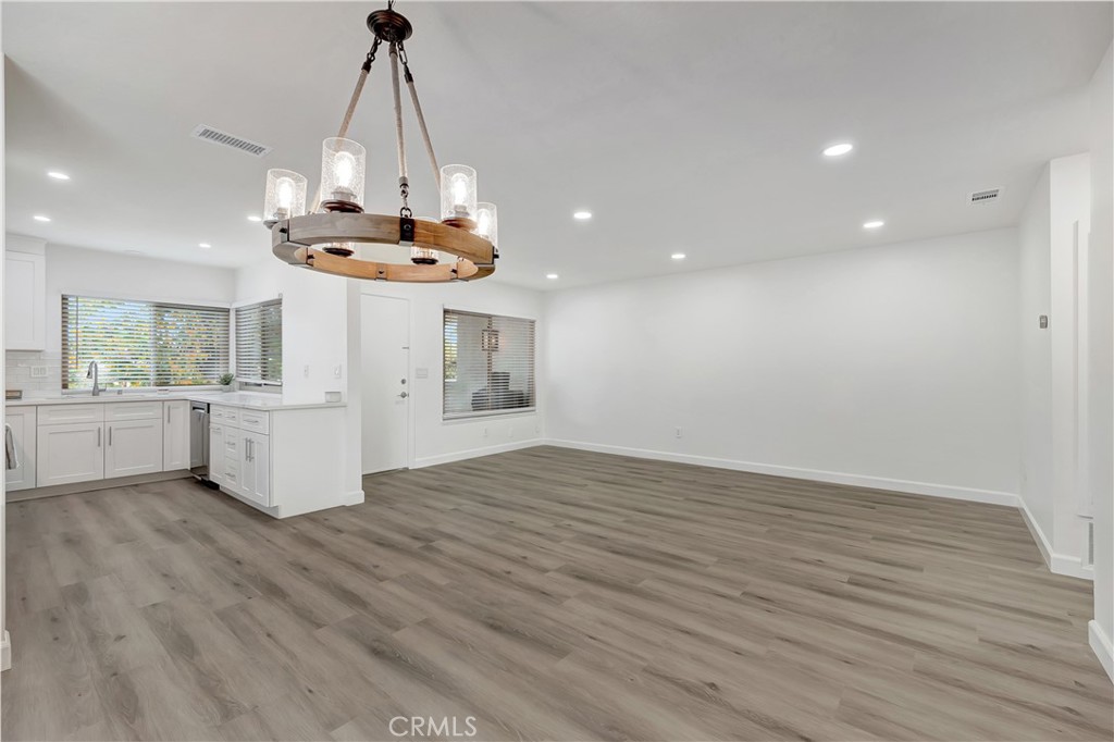 6672 Sun Drive B