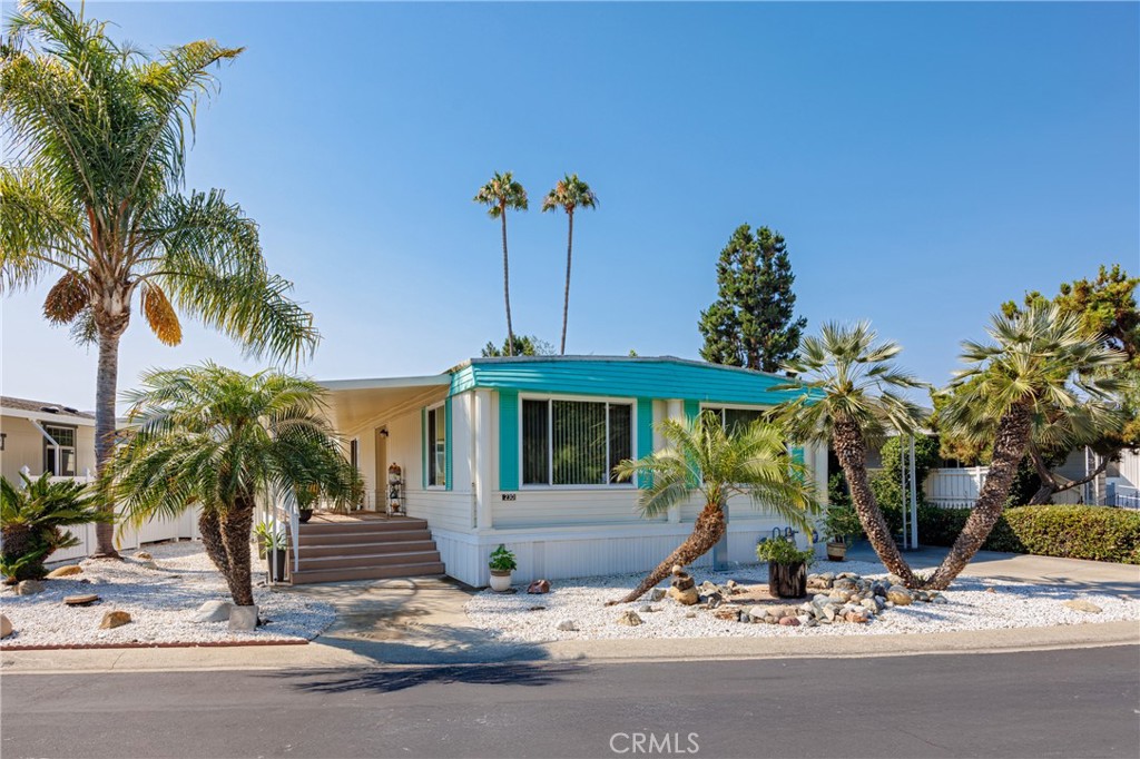32302 Alipaz Street 230