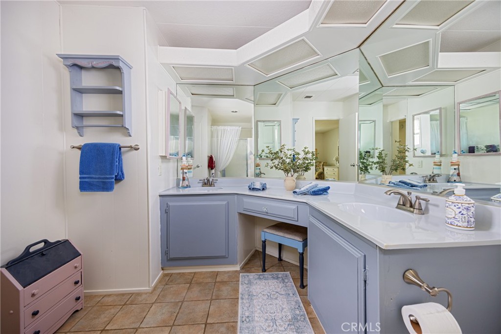 32302 Alipaz Street 230