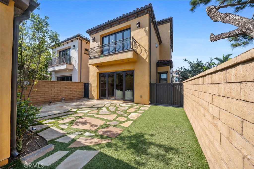 212 Baltimore Avenue