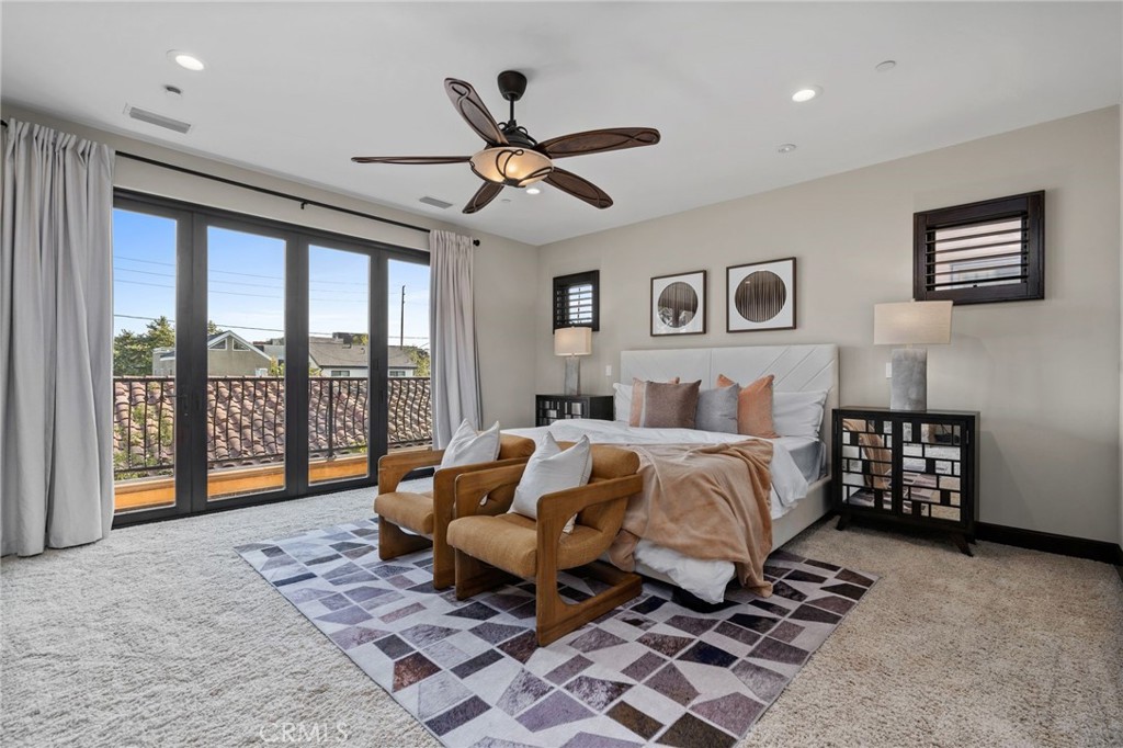 212 Baltimore Avenue