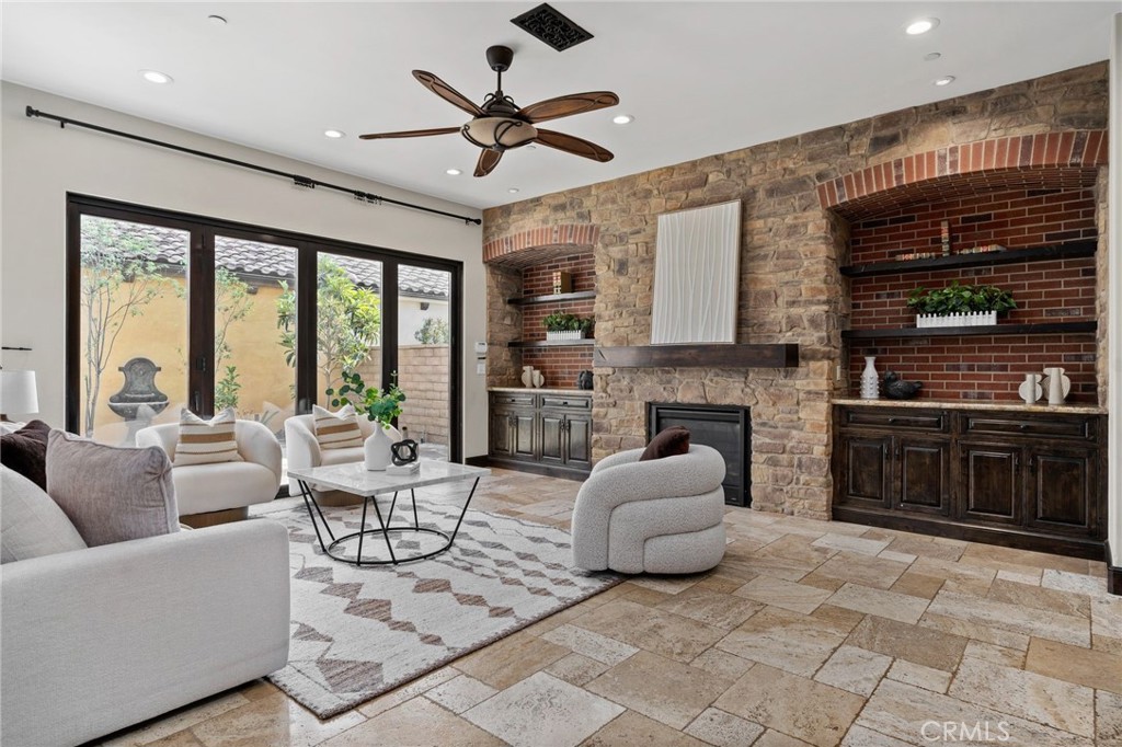 212 Baltimore Avenue