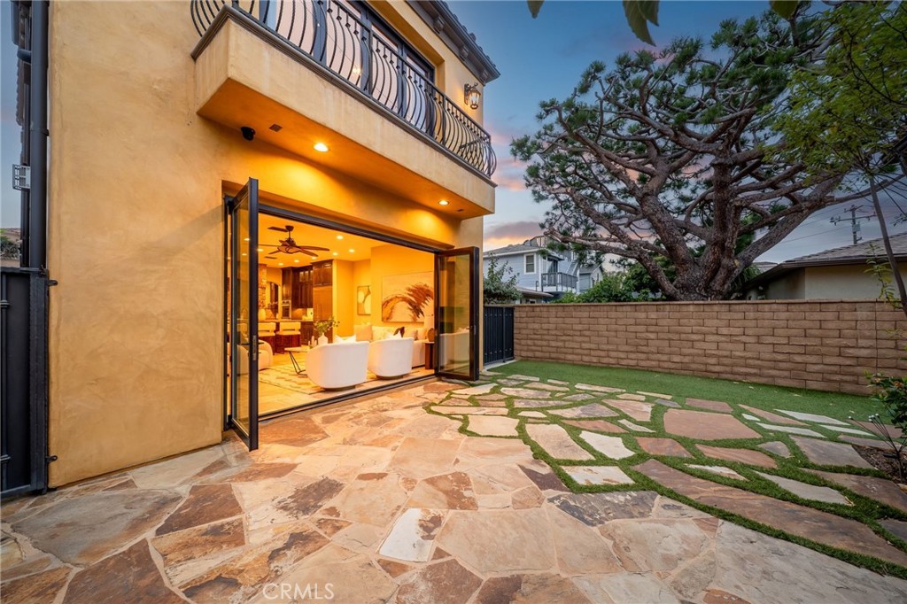 212 Baltimore Avenue