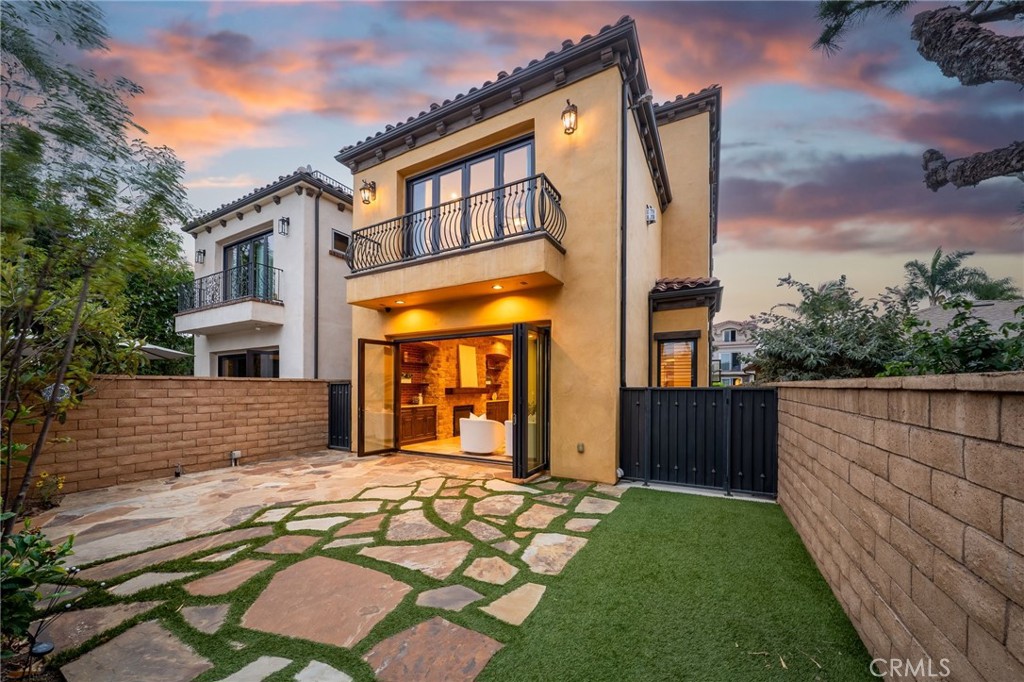 212 Baltimore Avenue