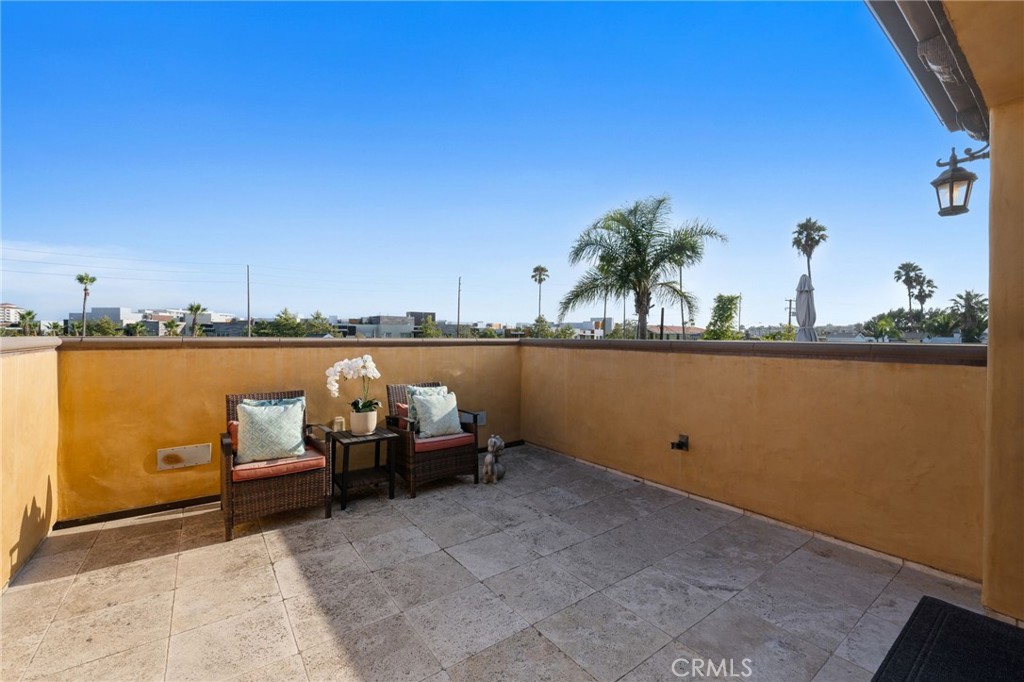 212 Baltimore Avenue