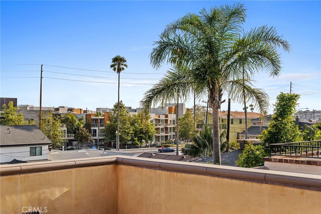 212 Baltimore Avenue