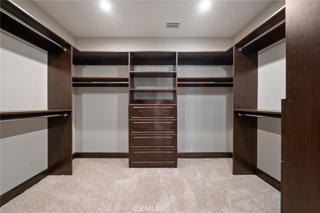 212 Baltimore Avenue