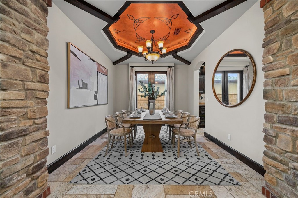 212 Baltimore Avenue