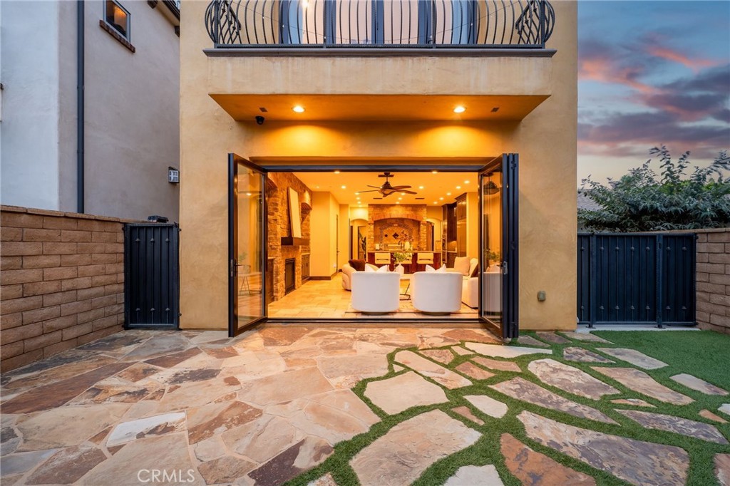 212 Baltimore Avenue