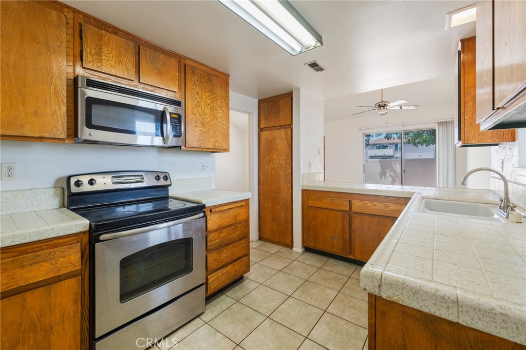7921 Nomad Circle