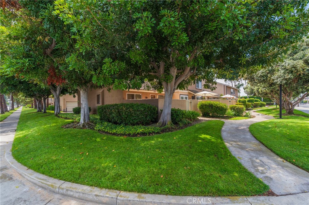 7921 Nomad Circle