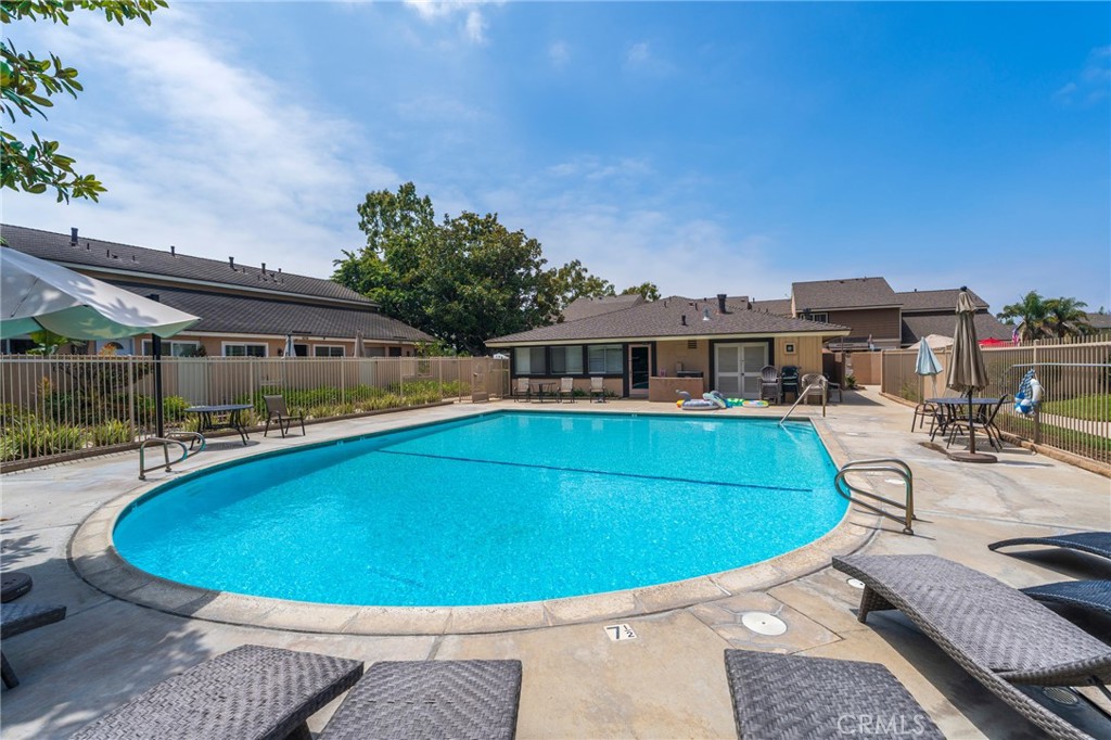 7921 Nomad Circle