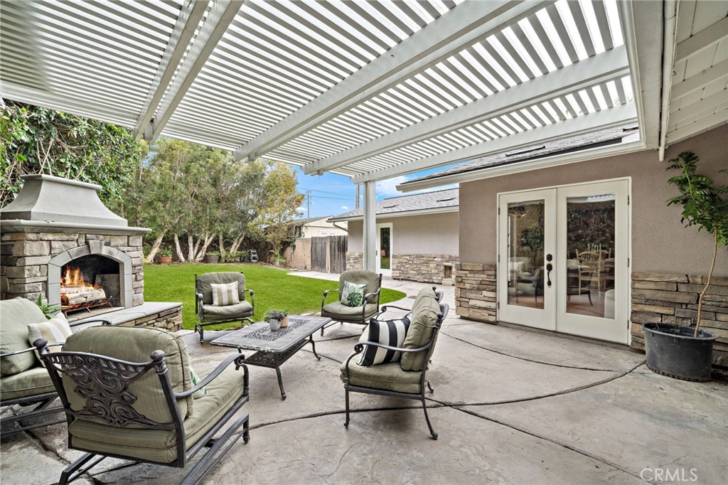 17327 Santa Lucia Street