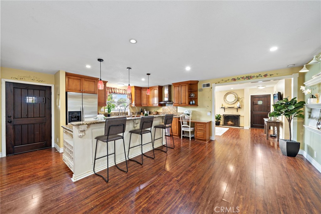 17327 Santa Lucia Street