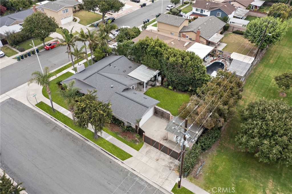 17327 Santa Lucia Street