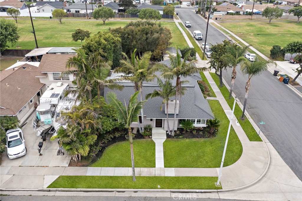 17327 Santa Lucia Street